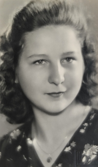 Milena Uhlíková at nineteen years old