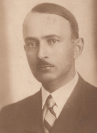 Civilní fotografie generála Václava Šáry asi z roku 1930