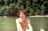 Michal Šaman na Vranovské přehradě za časů vysokoškolských studií v létě roku 1987 nebo 1988 