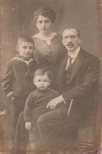The Weiss family - Ewald, Rudolf, Augusta, Josef; Praha, 1920
