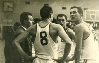 Jiří Zídek (zcela vpravo) na archivní fotografii