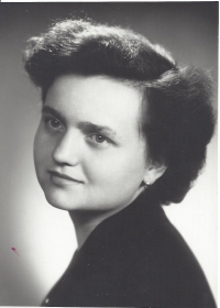 Květa Hamplová – foto z roku 1952 