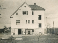 House of the Kajgr family in Dobříš, first main office of the company, 1935