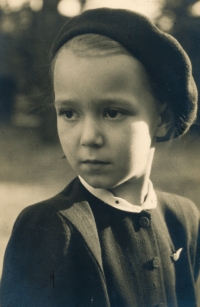 Charlotta at the age of 6 in 1947; photo by Josef Sudek 