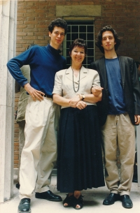Charlotta Kotíková with her sons Tomáš (on the left) and Jan; 1993 Art Biennale in Venice 