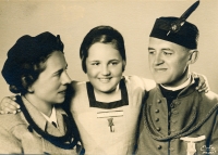 1938, great Sokol gathering in Prague. The Novák family travelled from Brussels as part of the foreign parish. Yvetta with her parents 