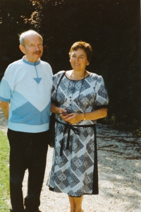 Yvetta s manželem Josefem, Francie 1994