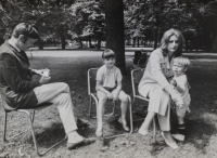 Petr Feyfar with his wife and children in Basel shortly after their emigration, end of 1960's - beginning of 1970's
