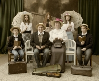 Společná fotografie v ateliéru Museum Fotoateliér Seidel