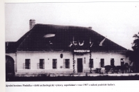 Pindulka Inn in Podolí, which could be visited by the then "diggers". They were also allowed to have one "trencher-like" beer, as evidenced by the archive of Mr. Ladislav Hladík