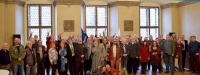 Plzeňští revolucionáři při oslavě na plzeňské radnici 