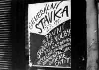 Plakát ze sametové revoluce v Praze