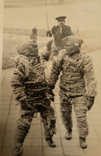 Vodění medvědů v Bílanech, 1970