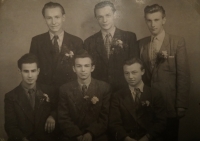 S kamarády jako odvedenec, asi 1954