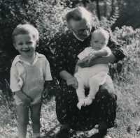 With his grandmother and his brother, 1950 