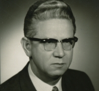 Otec, 1969