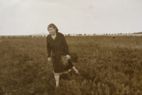 Maminka Marie s mrkví na Chloumku