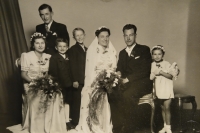 A wedding of her sister Vera, 1940; Jarmila is on the left
