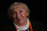 Olga Vetešníková ve studiu v Hradci Králové v říjnu 2019