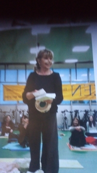 Magda jako cvičitelka jógy, Milán 2018