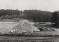 Počátky výstavby odkaliště K I