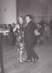 Svatební tanečník Karel Miláček, syn obuvníka a tanečního mistra Karla Miláčka st. ze Zahrádky