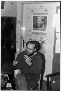 Jiří Voráč během sametové revoluce, stávkový výbor Filozofické fakulty, 1989