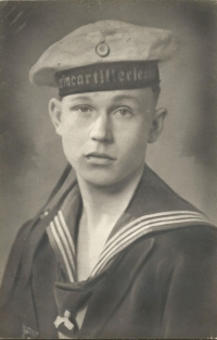 Arnošt Rudolf v námořnické uniformě