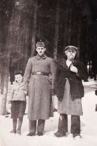 Friedrich s otcem a dědečkem