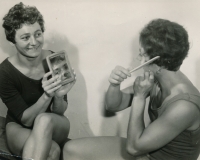 Soustředění na OH 1960 v Nymburce, s Evou Bosákovou