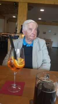  Josef Šnejdar na setkání s bývalými spolupracovníky