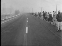 Student protest in the form of a 'human chain' connecting Hradec Králové, Pardubice and Chrudim, photo by Ladislav Chytrý; December 3rd 1989 