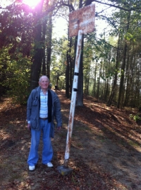 Pavel Holeček u stezky spisovatele Josefa Holečka na Vodňansku, 2015