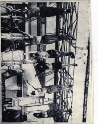 executed Mussolini and his companions caught on the run and hung by their feet at a gas station