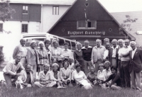 Bar Kochba, setkání ve Vídni, otec sedmý zprava v černém, 1983