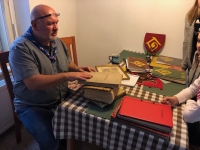 Procházení skautských kronik