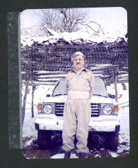 Z rodinného alba, Abdul Rahman Ghassemlou v iráckém Kurdistánu, leden 1986