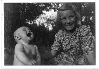 Sestry Jana a Anna (zleva)