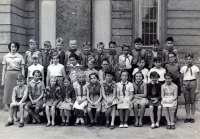Group class photograph, 1959