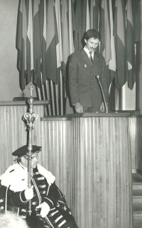 Dalibor Mierva promuje