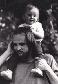 Jiří Voráč with his daughter Barbora in 1988