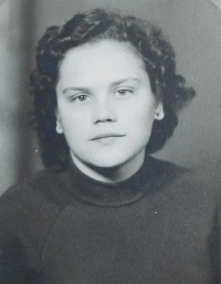 Julie Weiserová (Švajková) in her youth