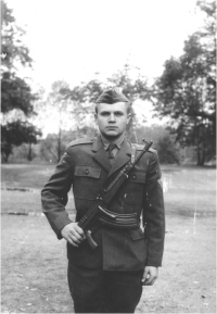 Pamětník v době vojenské služby
