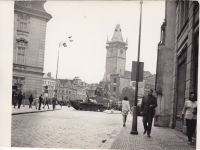 Tank na Staroměstském náměstí