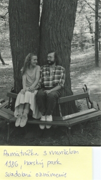 Witness with her husband, 1986, Bratislava, Horsky park 