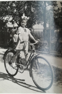 Hana Lapková, léto 1942