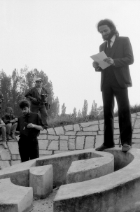 Happening k zakrytí komunistického symbolu v Krnově