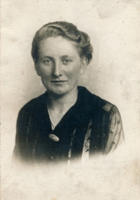 His grandmother 1918