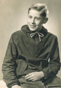 Nástup do učení, 1956