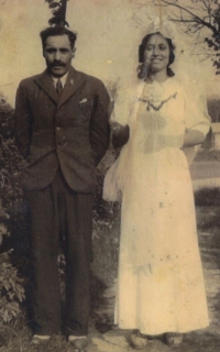 Čeněk Růžička's parents, 1940s
